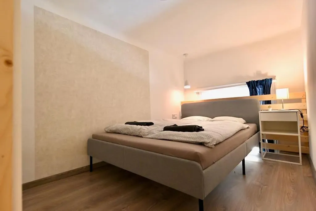 Cute Gallery Flat In Kiraly Street Budapest Hungary